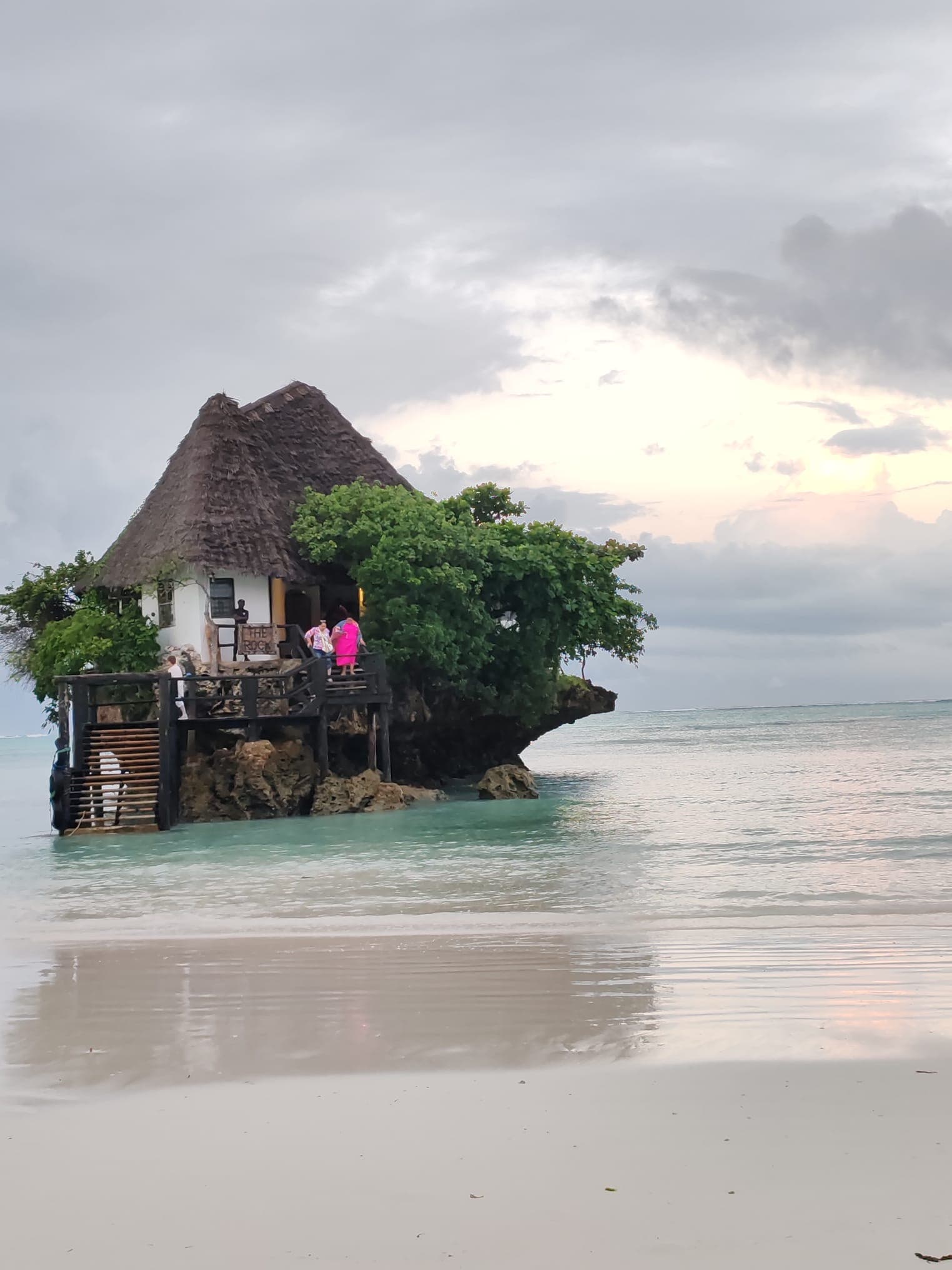 THE ROCK RESTAURANT